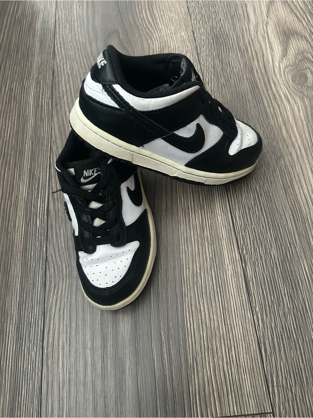 Nike Kids Black and White Low Top Sneakers